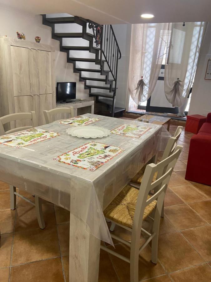 Вилла Casa Trinita Катания Экстерьер фото